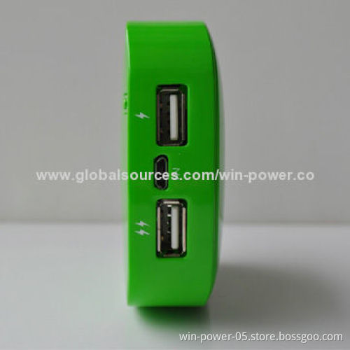 Power Bank with Lithium Polymer Battery Inside, High-quality, Meet Safe Requirements